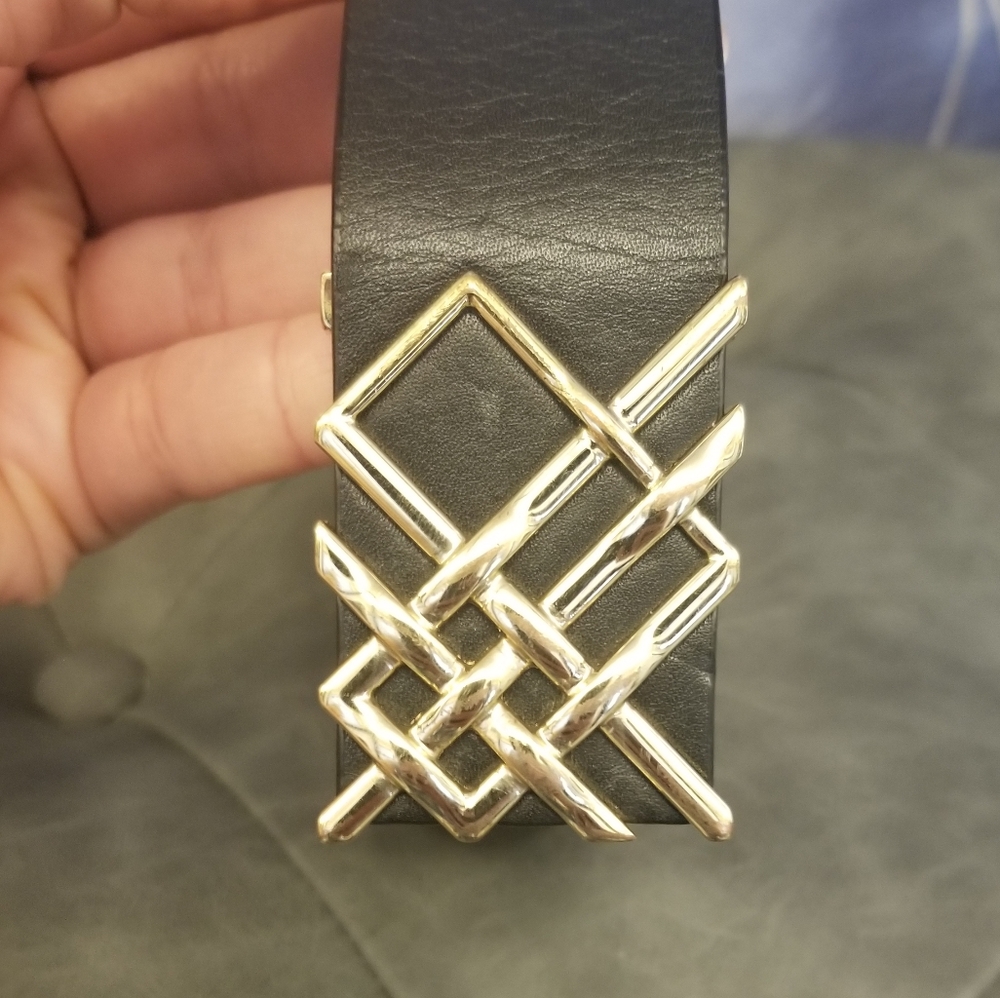 Authentic Burberry women belt - Picture 7 of 11